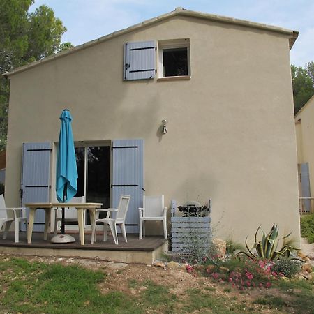 L'Oustau De Bigatie Bed & Breakfast Lambesc Bagian luar foto